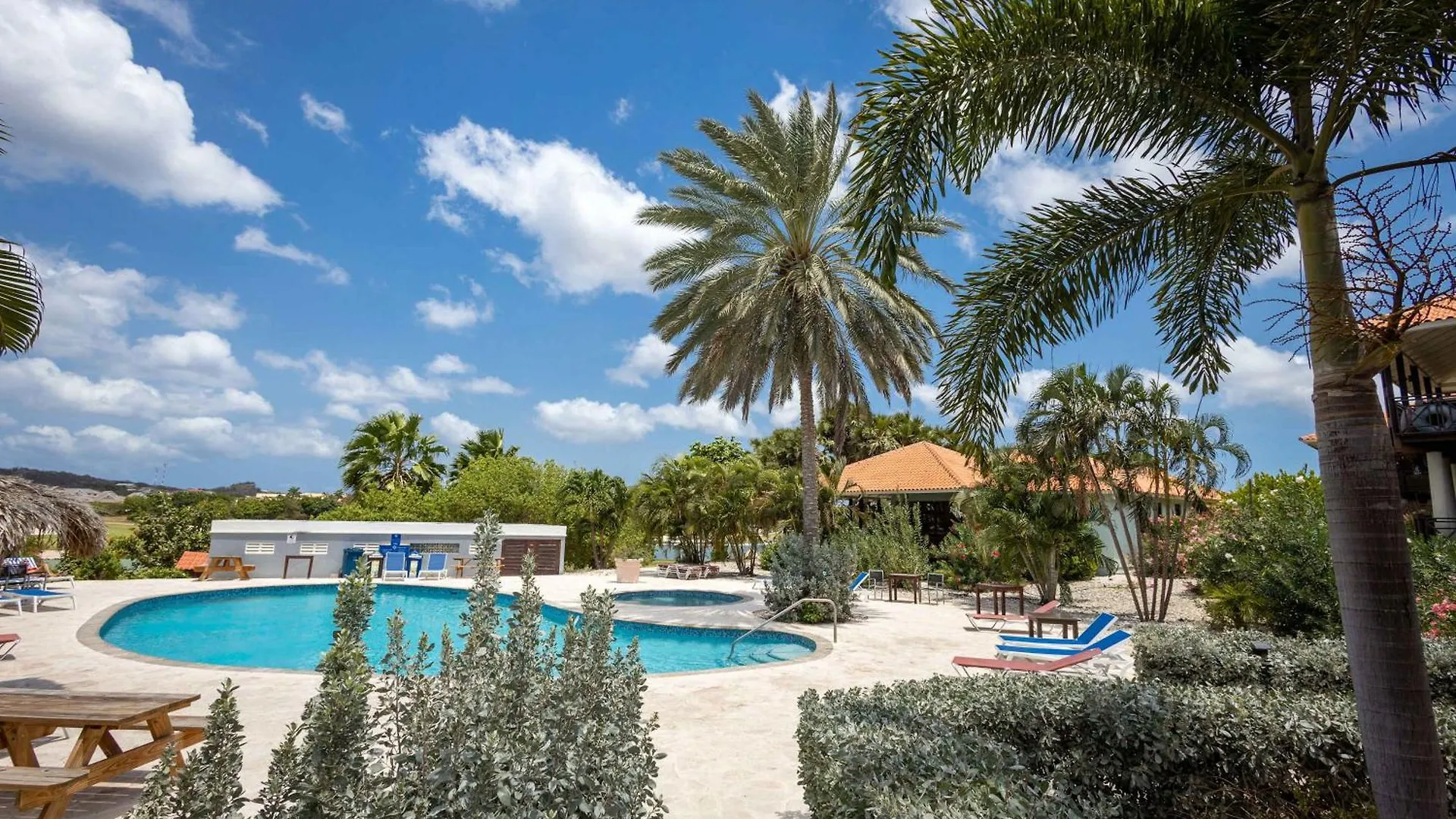 Blue Bay Hideaway - Just Steps From The Beach Tatil Evi Blue Bay